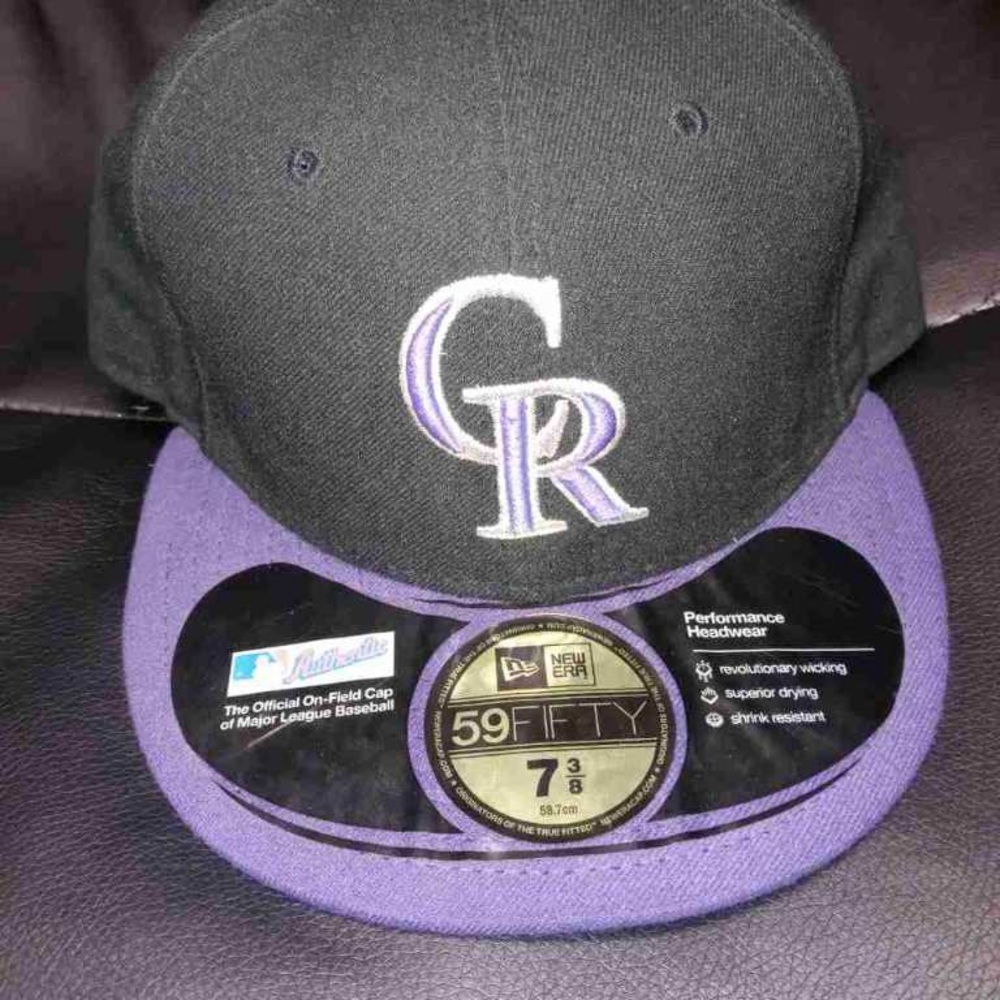 Colorado Rockies Fitted Cap